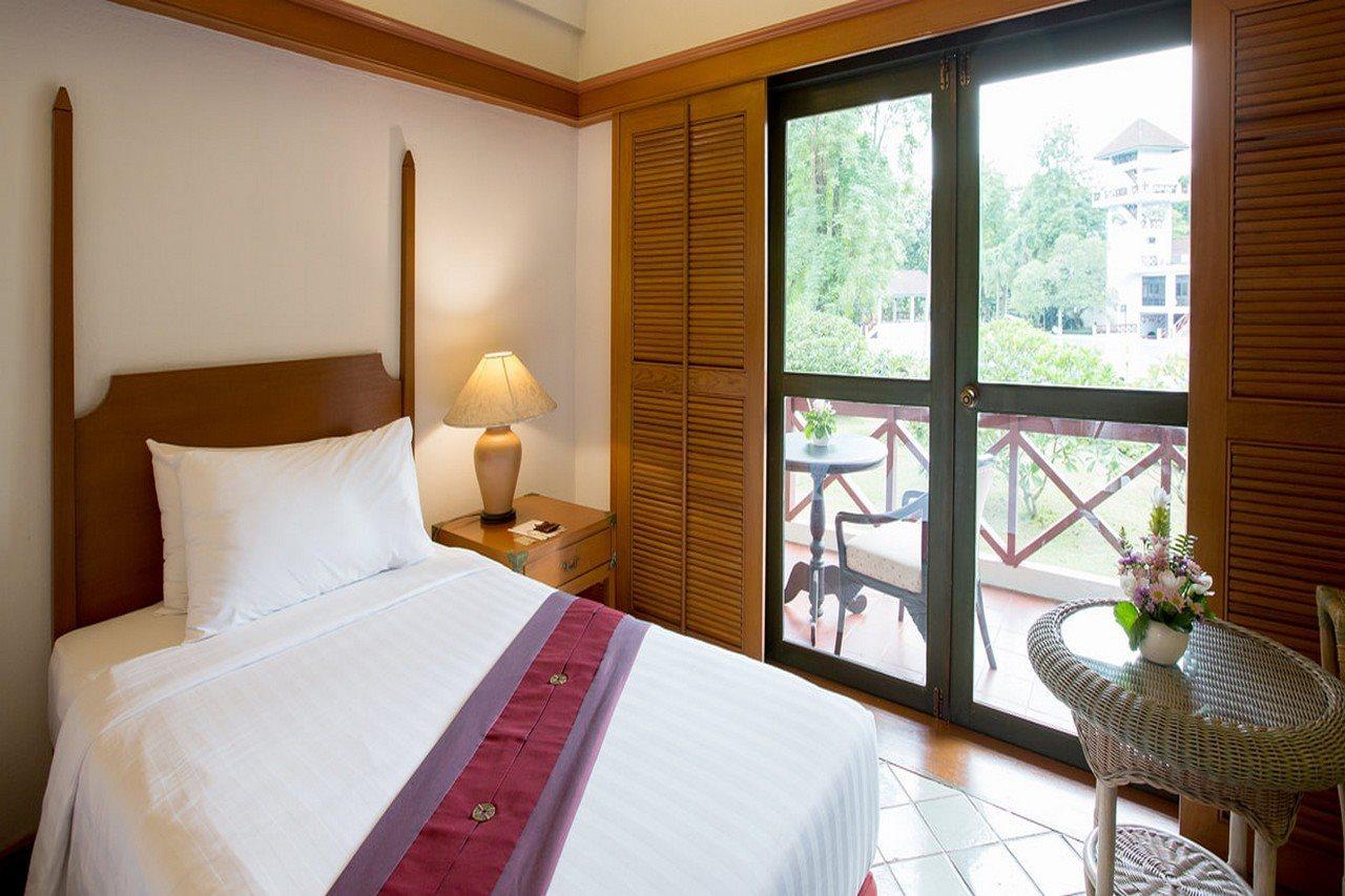 The Imperial Chiang Mai Resort & Sports Club Exterior photo