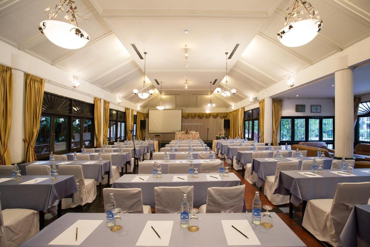 The Imperial Chiang Mai Resort & Sports Club Exterior photo